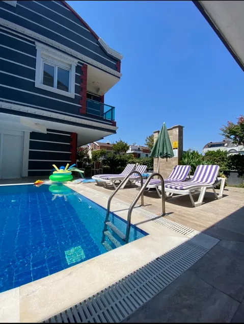 Suitable for Families with a Terrace and Pool - Image 1