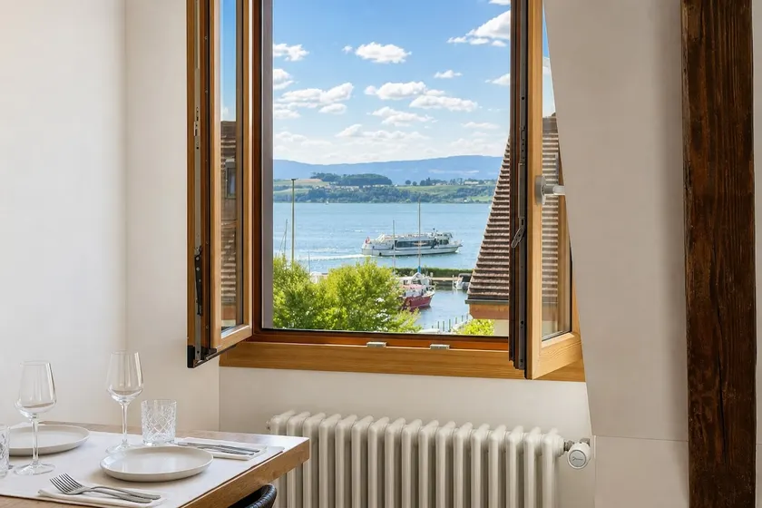 Surf, harbor apartment with lake view, old town within walking distance - Image 1
