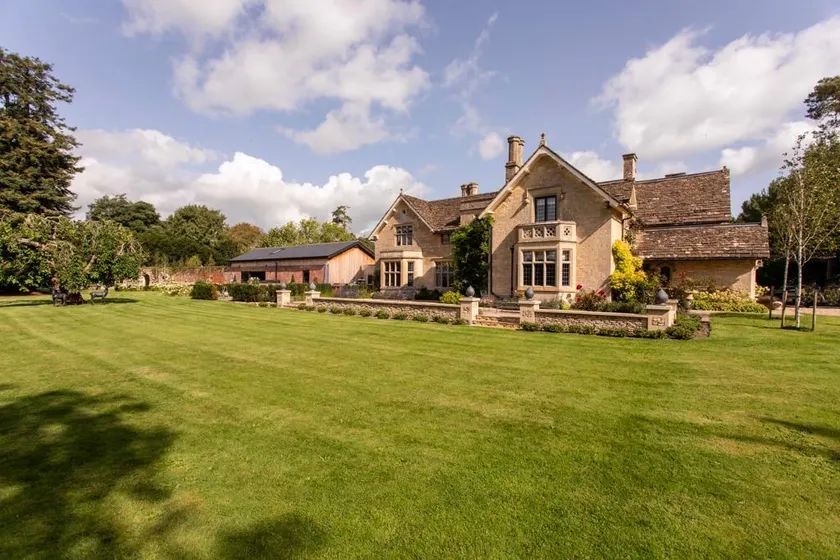 Hilmarton Manor - Image 1