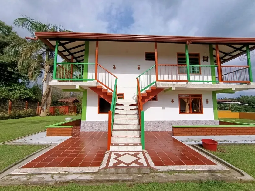 Casa finca la iluminada - Image 1