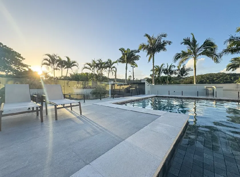 Garden House with heated pool - Image 1