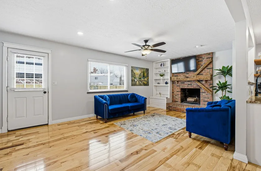 Quiet Dublin Home w Large yard near Bridgepark - Image 1