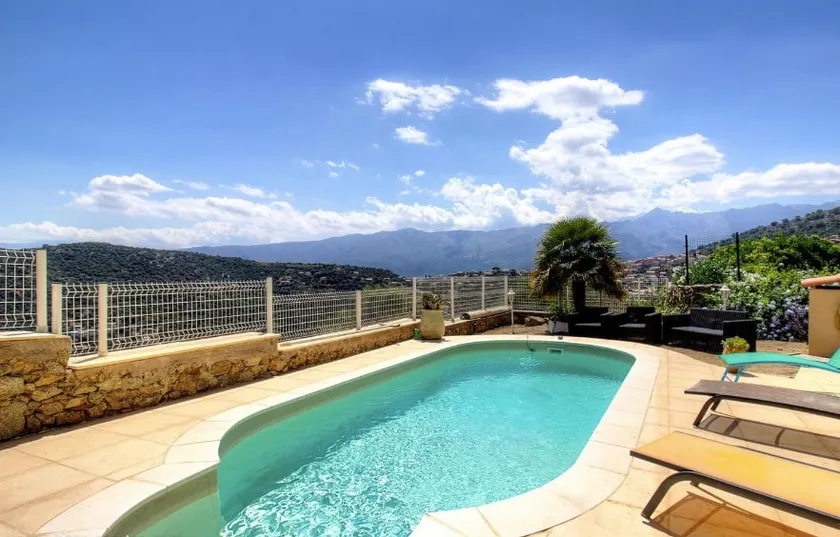 ile-rousse Apartment 100metres from the beach - Image 1