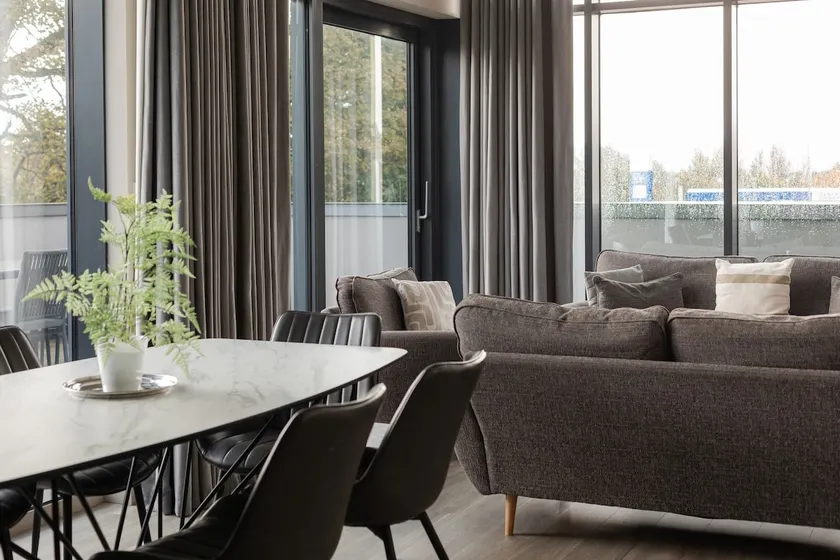 Cozy 3 bedroom|Fully equipped Kitchen - Image 1