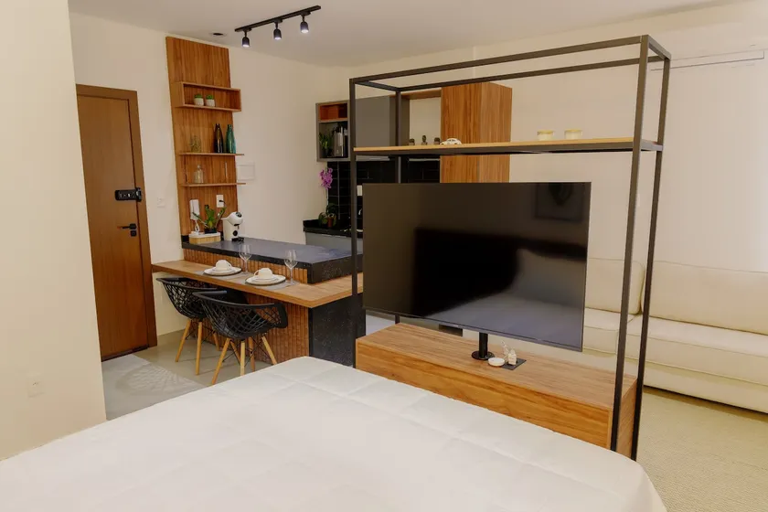 Modern Studio • Fully Equipped • Excellent Location - Image 1