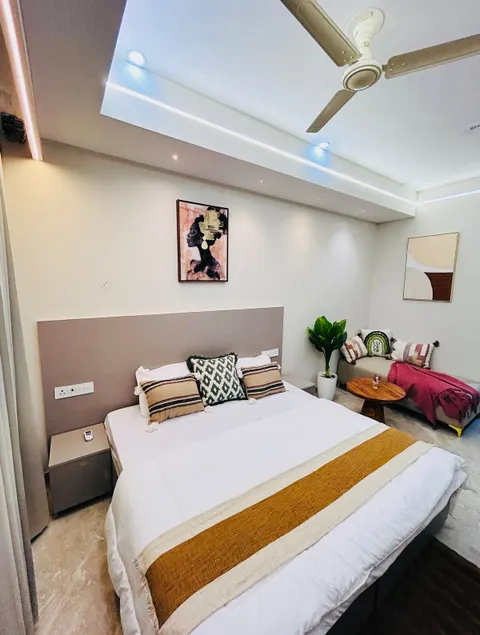 SandDunes| Modern Apt| Free WiFi| Balcony| Medanta - Image 1