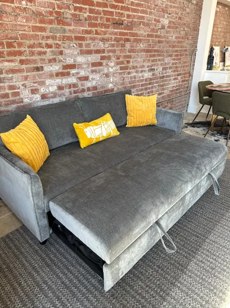 Boho on the Boulevard – Stylish Condo - Image 1