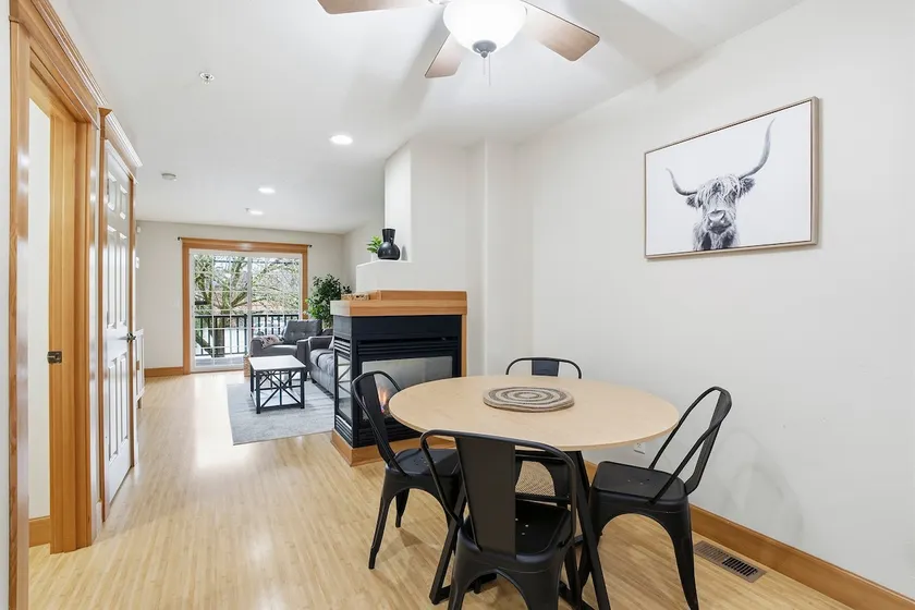 Downtown Hillsboro Townhome - Image 1