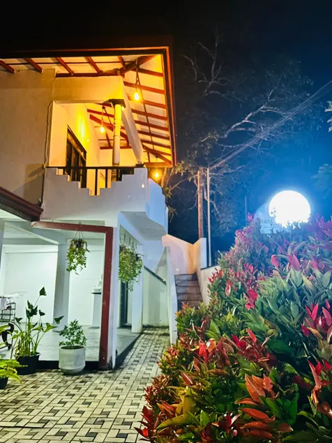 Cozy Corner Villas 2 Bedroom AC Apartment Weligama - Image 1