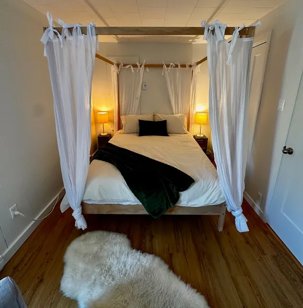 Boutique Hideaway - Image 1