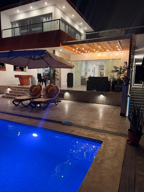 “House overlooking the ocean and incredible sunsets” - Image 1