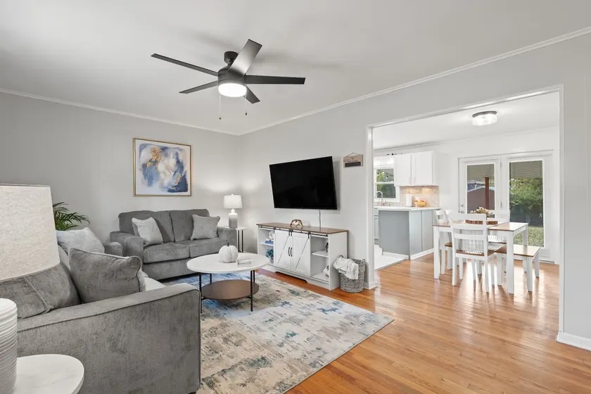 Dog Friendly Near World Cup - Bonus Game Space! - Image 1