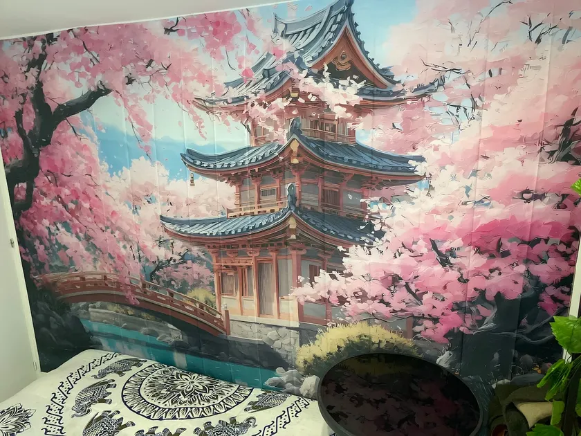 8 studio - Image 1