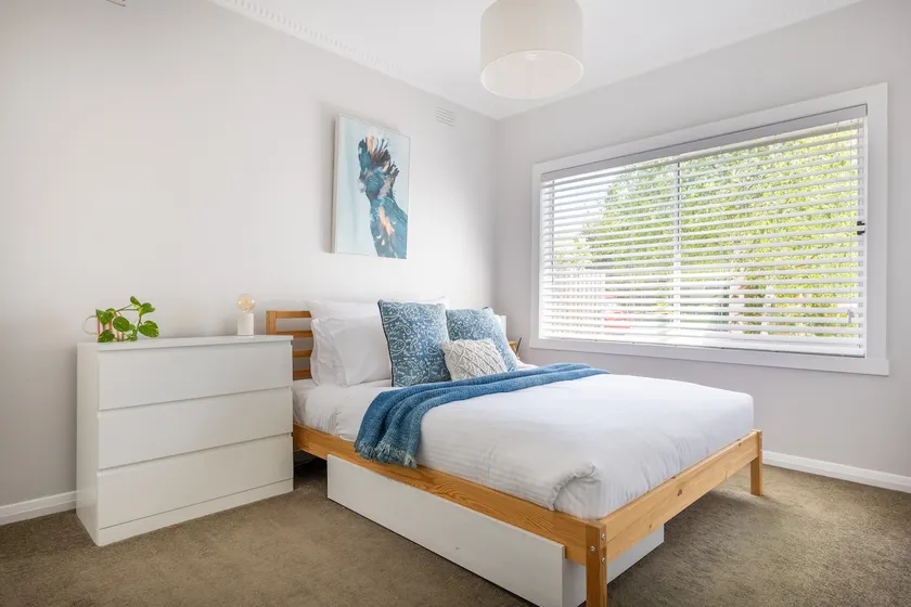 Oaklight Haven—Minutes to Geelong Waterfront & CBD - Image 1