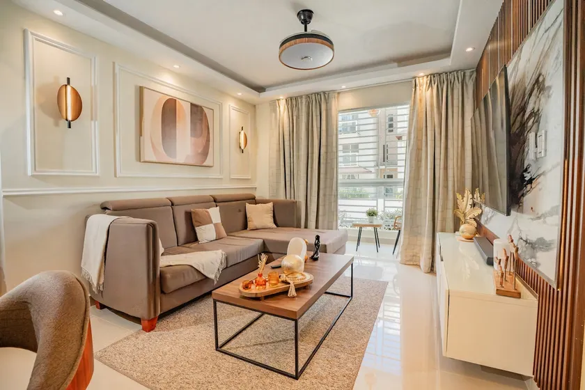 SkyStop Suite | 5 Min Airport | Private Parking - Image 1