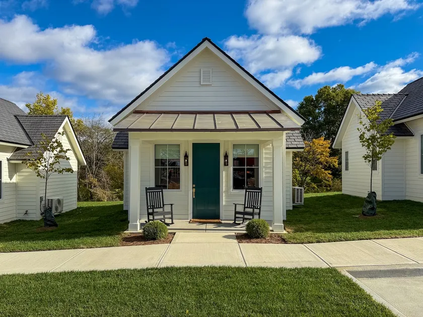 Martha's Cottage - Image 1
