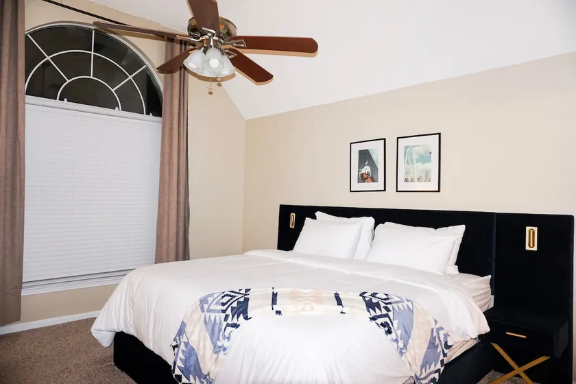 Cozy Home near Dallas Downtown & DFW Airport - Image 1