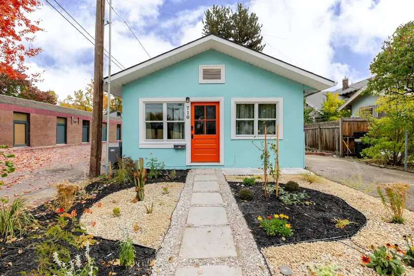 Sunny 15th Street Cottage – North End Boise - Image 1