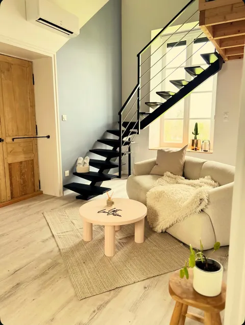 Entire ”Loire Valley” loft - Image 1