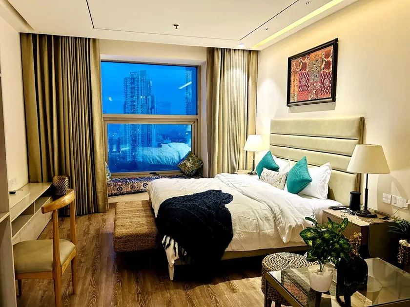 City View - Premium Luxe Stay in Gurgaon - Image 1