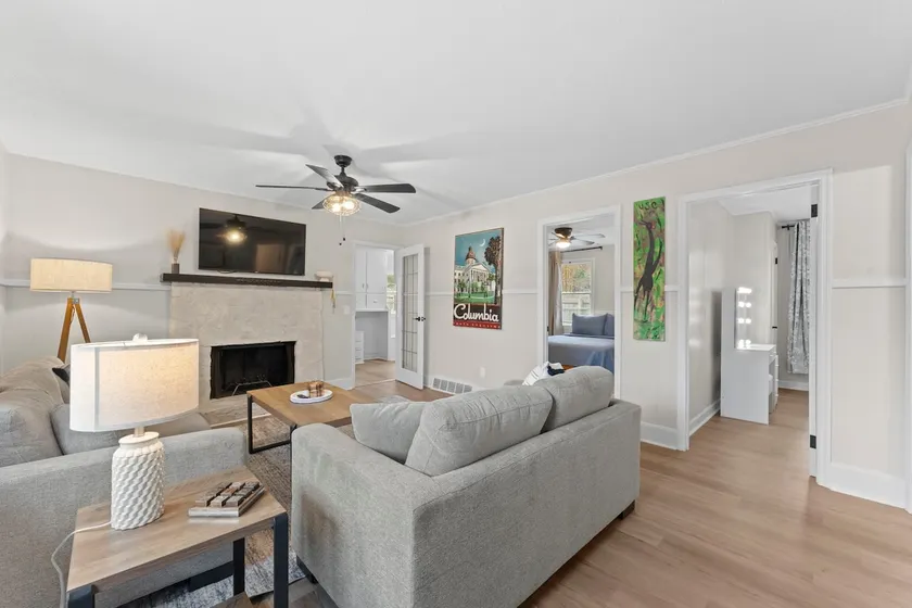Modern 6BR • 10 mins to Williams-Brice • Near DT - Image 1