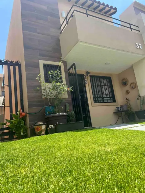 Comfortable house - Image 1