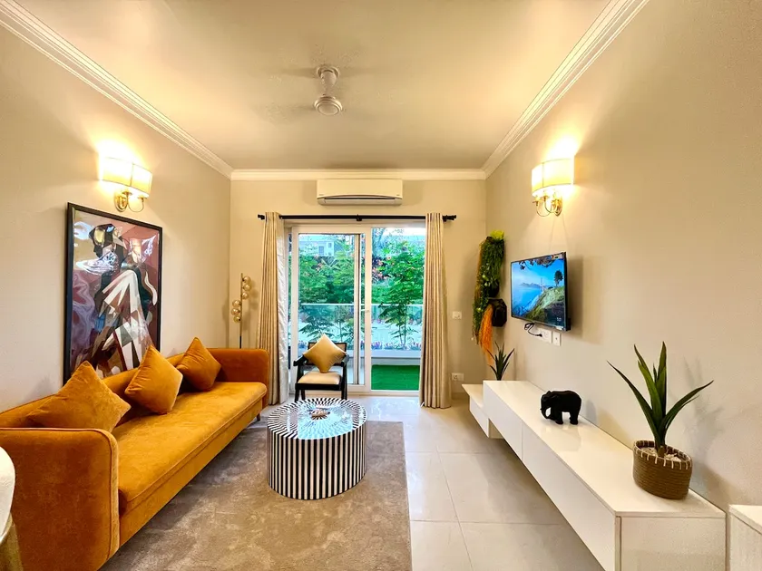 Oberoi Residence|Cozy 1BHK|Flower Valley with Pool - Image 1