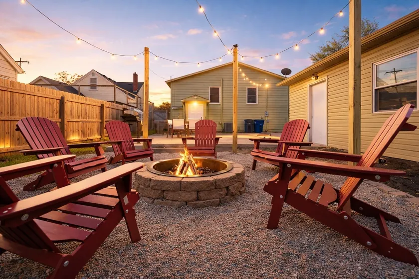 Modern 6BR Retreat | Hot Tub | Firepit | Arcade - Image 1