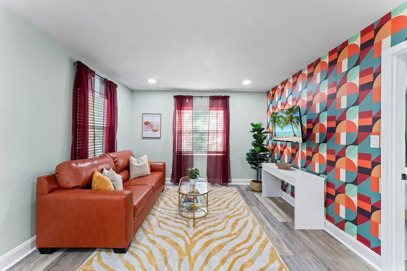 SMV Modern Luna Duplex in Murry Hill - Image 1