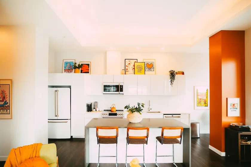 *Free Parking* Cozy 2br/2ba Penthouse DT Halifax! - Image 1