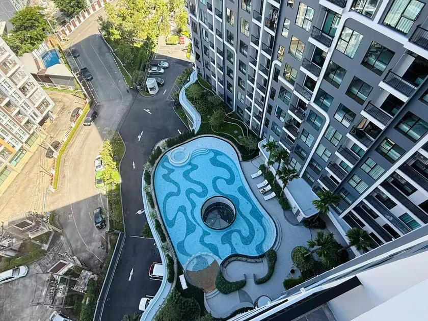 New great pool and gym condo chiangmai - Image 1