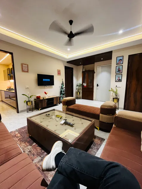 Urban Deck Stylish & Cozy 3BHK Home - Image 1