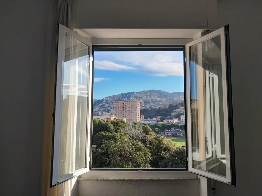 Smuk lejlighed et stenkast fra havet og Gaslini og Boccadasse hospitalet - Image 1