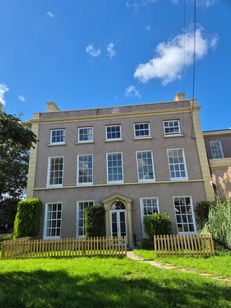 Bristol Victorian Apartment - Image 1