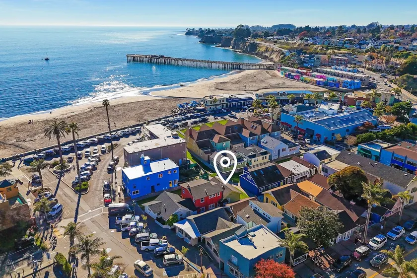 Sunny Capitola Cottage - 100 Steps to the Sand - Image 1