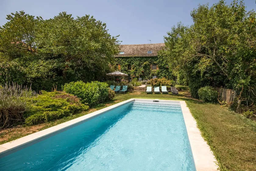 Beautiful Family Gîte with Pool - Image 1