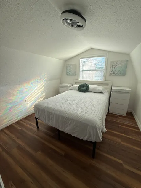 The Cozy Cottage - Image 1