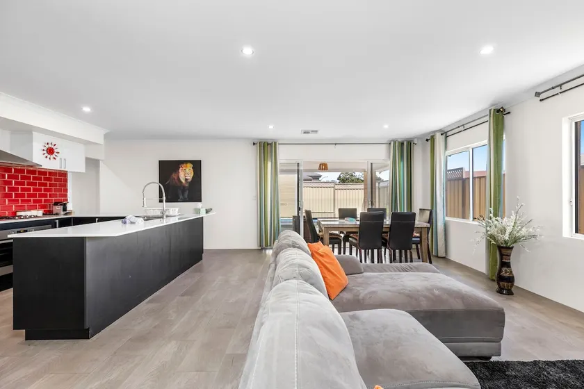 Landsdale's Modern Poolside Home - Image 1