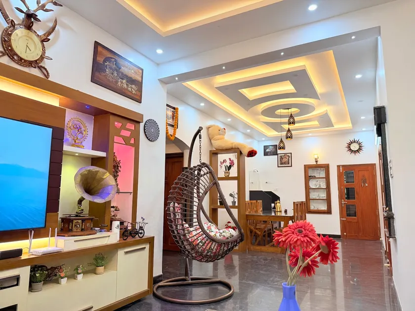 Eva Homestay-Peace and Comfort-Family only - Image 1