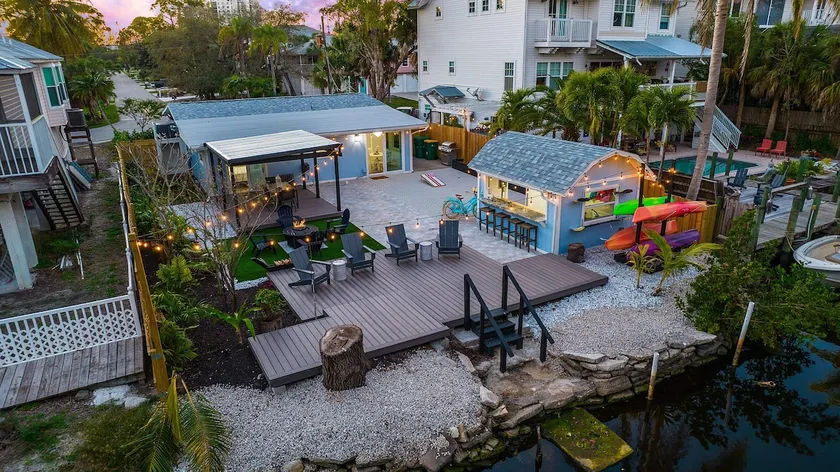 Waterfront Home | Fire Pit, Outdoor Bar, Kayaks - Image 1