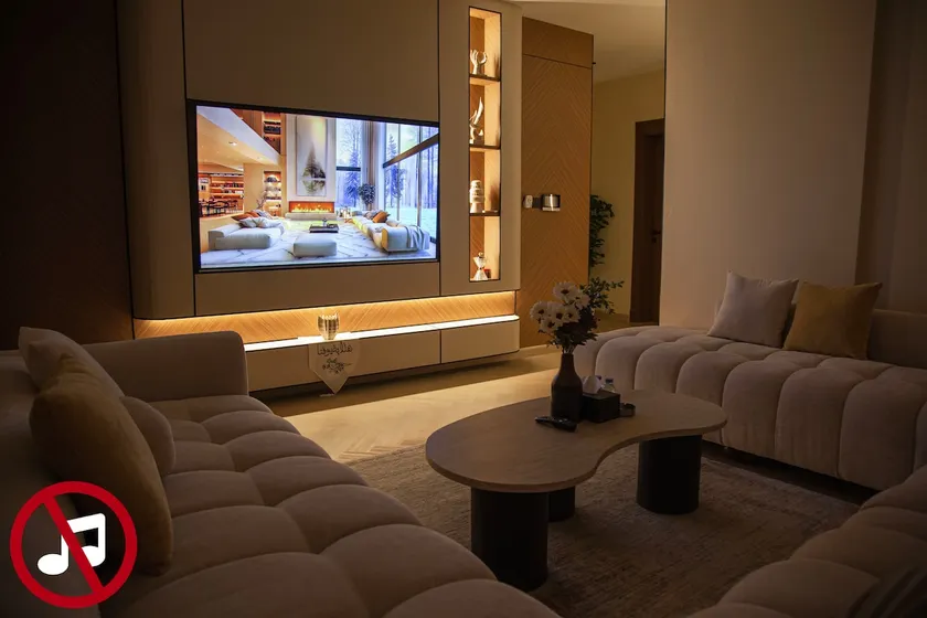 Three bedrooms and one living room | Exclusive space, smart check-in, 75-inch screen experience - Image 1