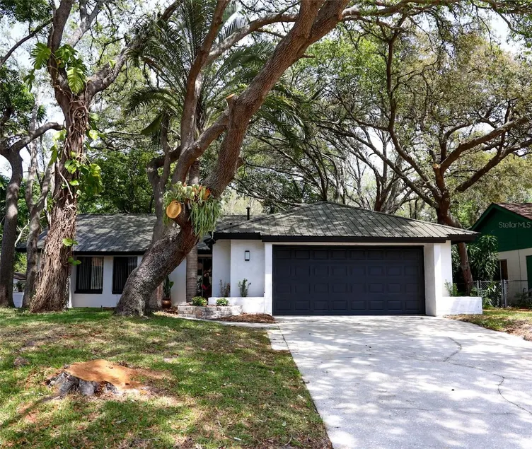 Charming 3-bedroom near Orlando theme parks - Image 1