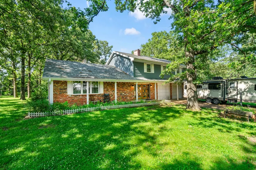 Pet-Friendly Spacious & Quiet Home in Lebanon! - Image 1