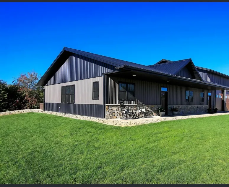 3 bed 2 bath luxury home with river view private. - Image 1