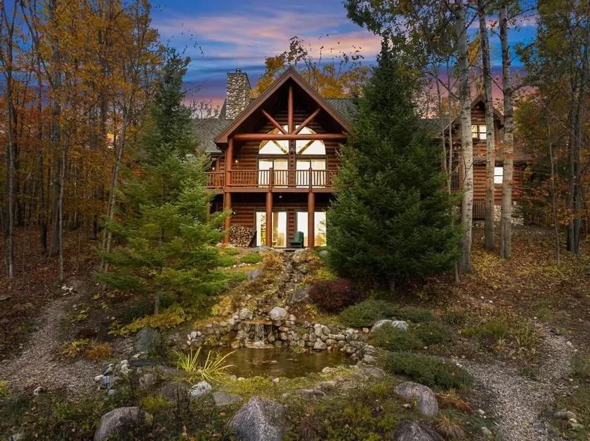 Luxe Boyne Getaway - Hot Tub, Sauna, 80+acres - Image 1