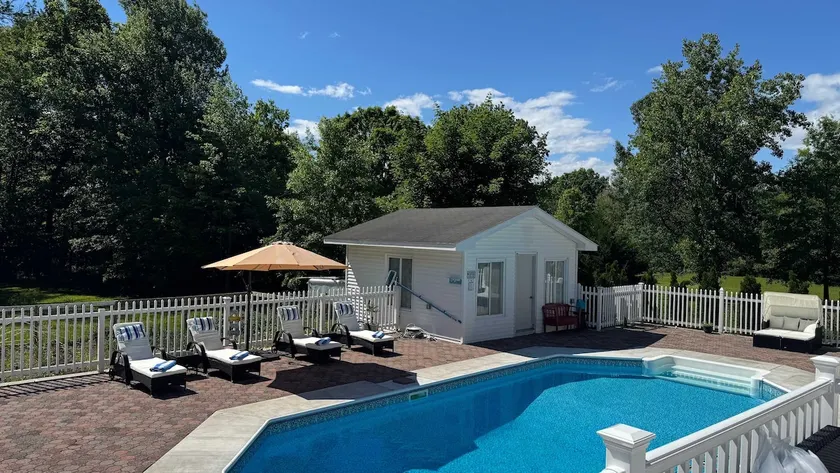 The Great Escape house with pool - Image 1