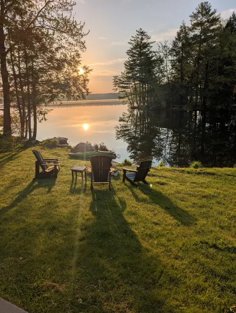 Beautiful waterfront home on Baxter Lake! - Image 1