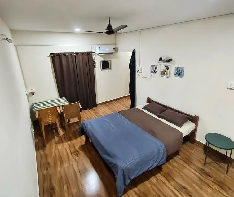House No 21 - Image 1