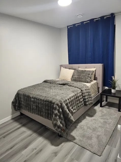 Modern 2BR suite in a quite, private neighborhood. - Image 1