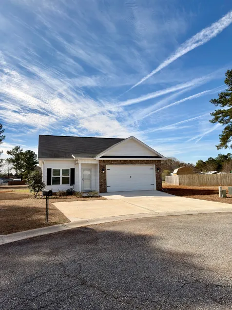 Cozy home in Perry *BIG YARD*Game Room - Image 1